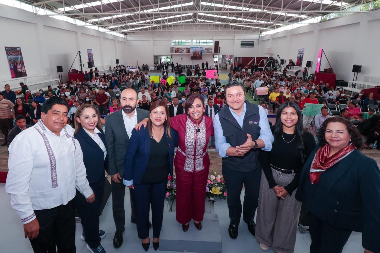 REAFIRMA GOBERNADORA SU COMPROMISO DE PROGRESO CON LOS HABITANTES DE XILOXOXTLA